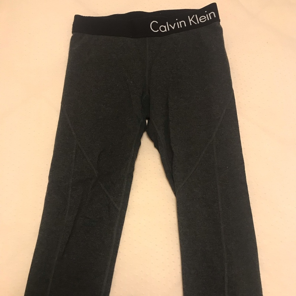 Calvin Klein Gray Cropped Leggings